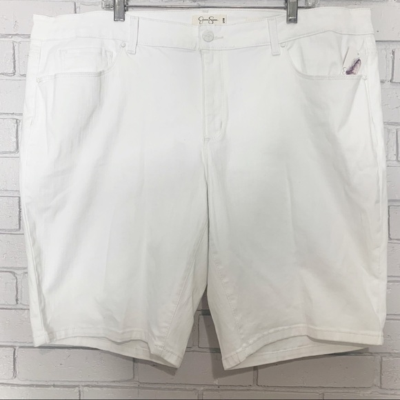 Jessica Simpson Womens Maxwell Bermuda Shorts - Picture 1 of 16